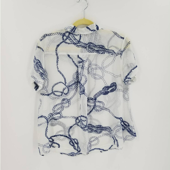 Cabi Blouse Size M Collared Short Sleeve Button Down Shirt Boating Print White - Picture 4 of 9